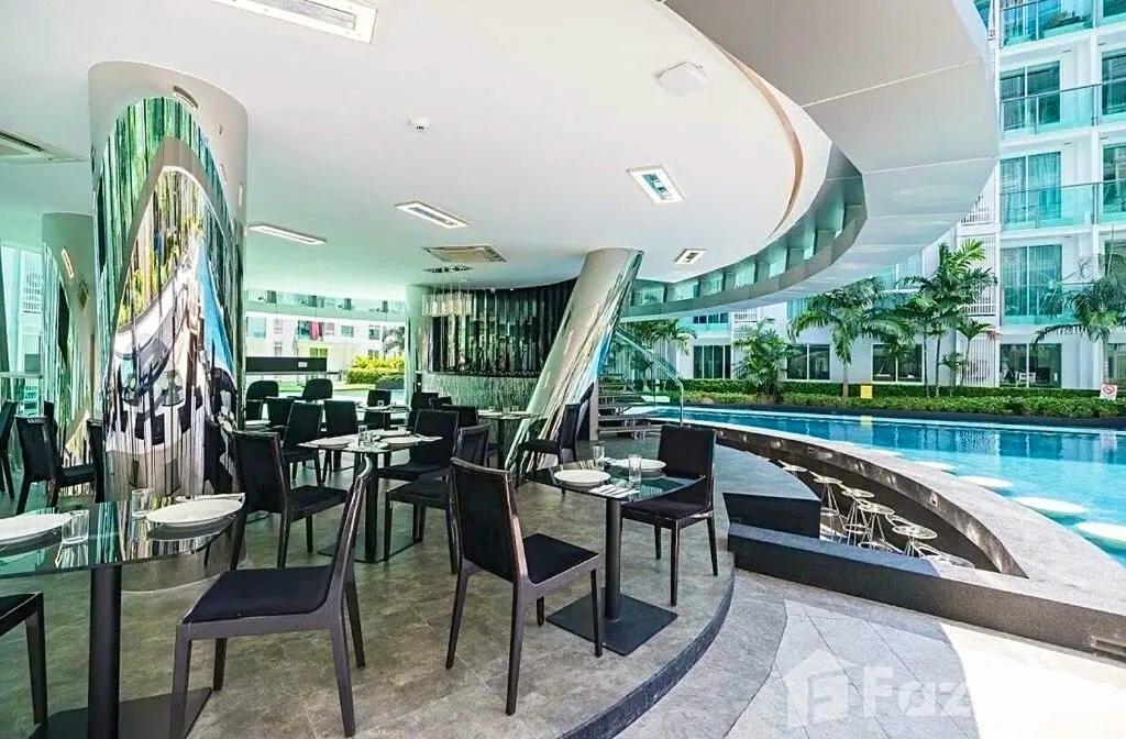 Apartemen Center *